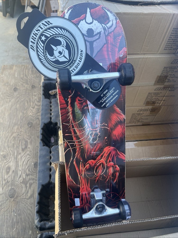 Darkstar Animal Complete Pro Skateboard 31” Wolf 🐺 🛹 Red