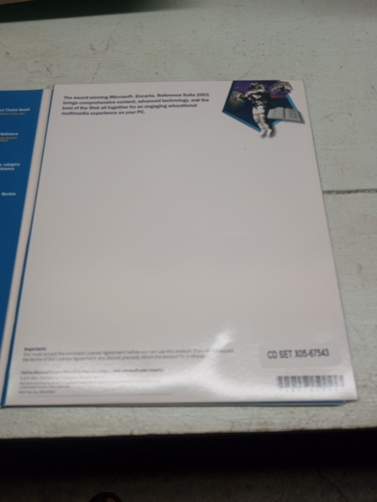 MICROSOFT - ENCARTA - Reference Suite 2001 - 7 CD Set