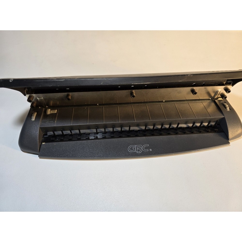 Quartet GBC DOCUBIND Personal Binding System Office Binder Machine