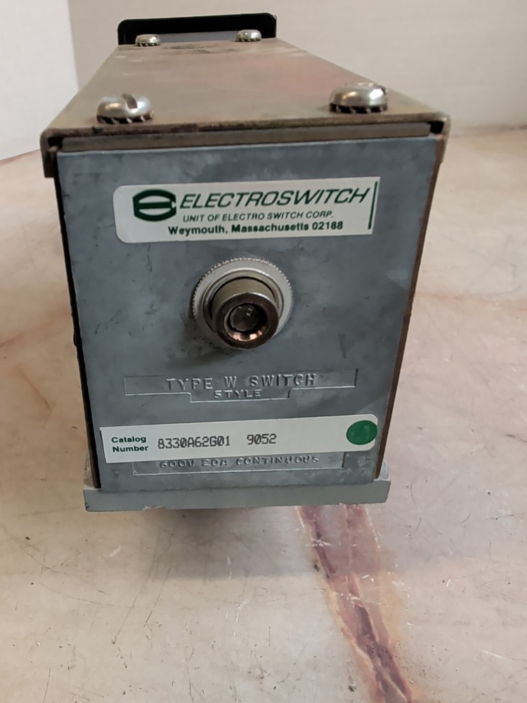 ELECTROSWITCH 8330A62G01 ROTARY CAM SWITCH BOX