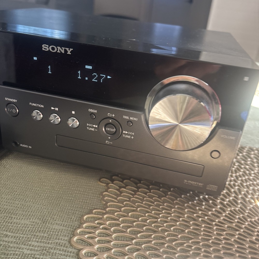 Sony CMT-MX500i Desktop Micro System W/ iPod Dock Deck Cd Player