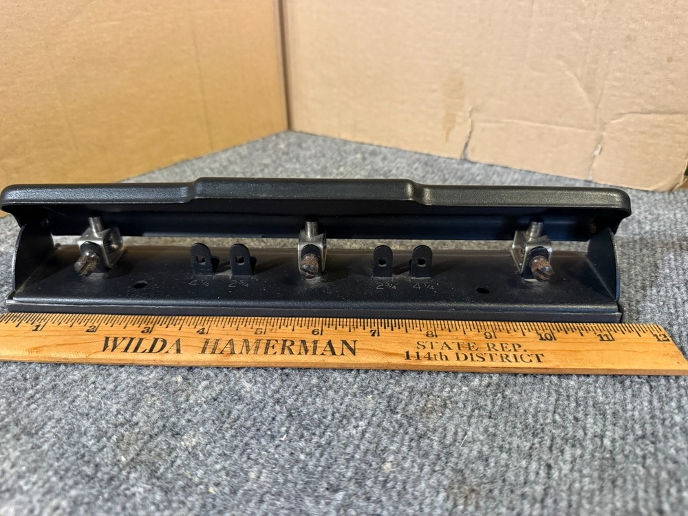 ACCO Classic 3-Hole Punch. Metal Frame, Rubber Bottom.
