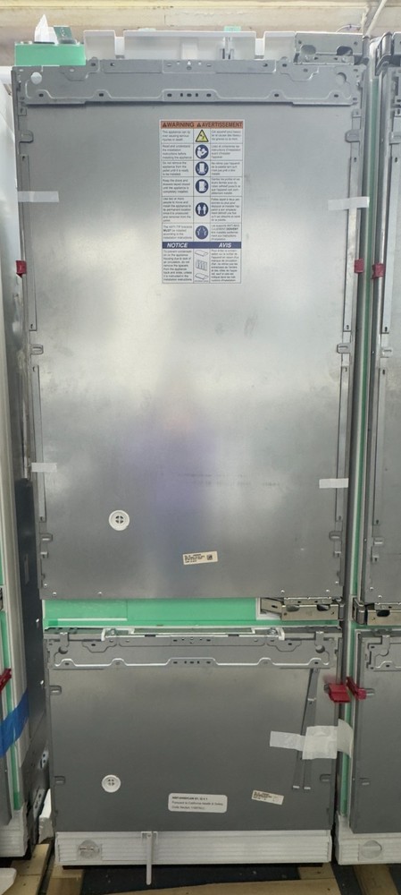 Bosch B30IB905SP 30 Inch Built-In Panel Ready Bottom Mount Smart Refrigerator