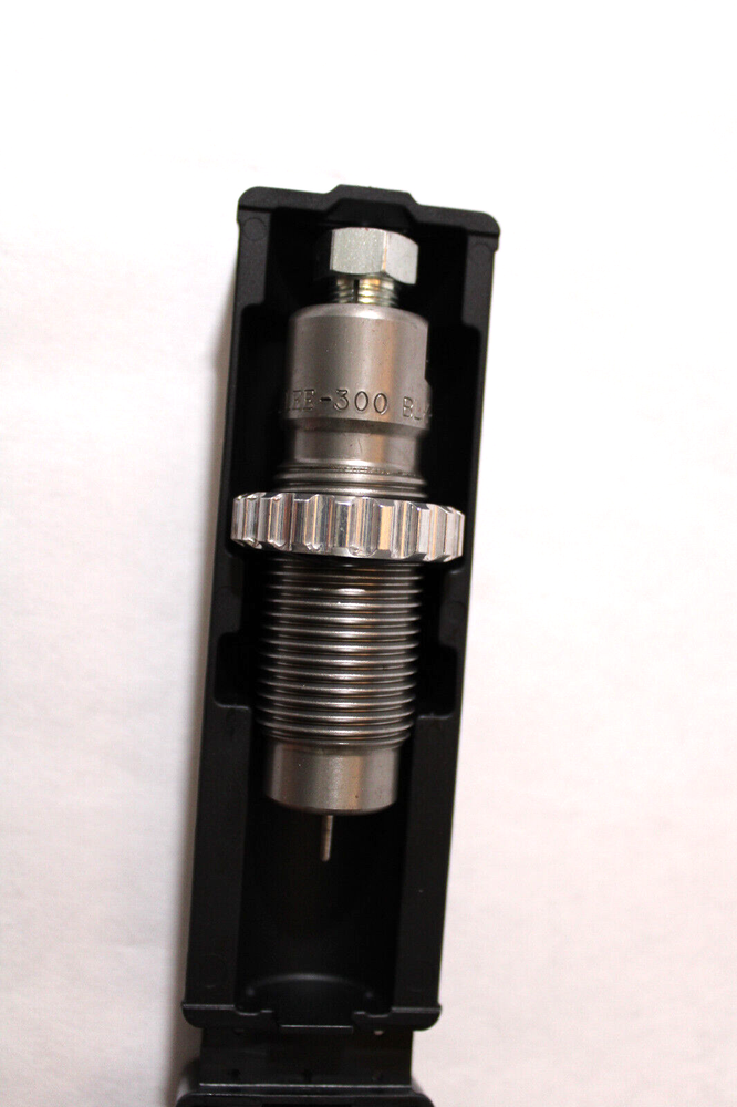 Lee 91118 300 AAC FULL LENGTH SIZING DIE (Ships Within 1 Bus. Day Insured)