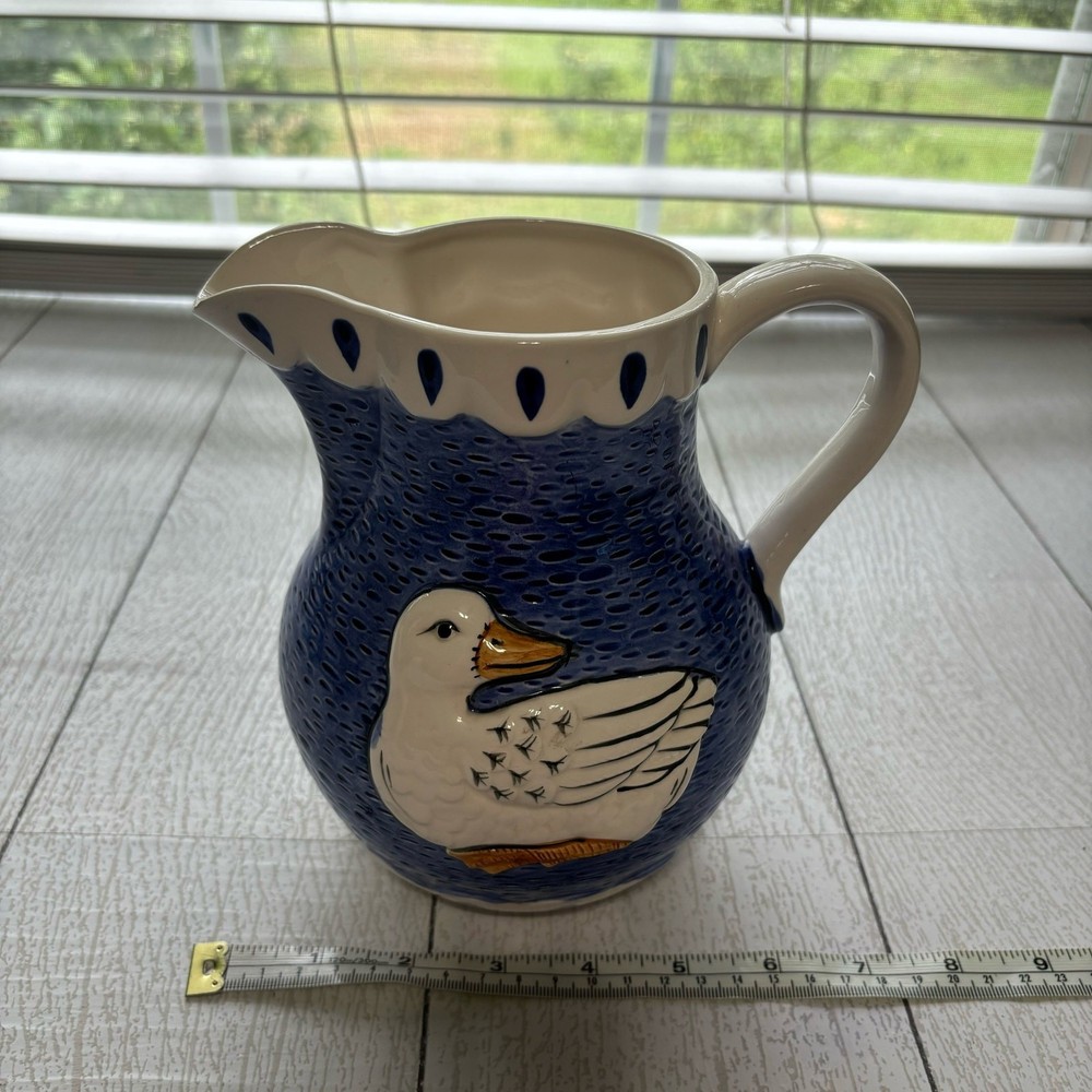 Sigma The Decorative Kitchen White Duck Blue Drink Pitcher