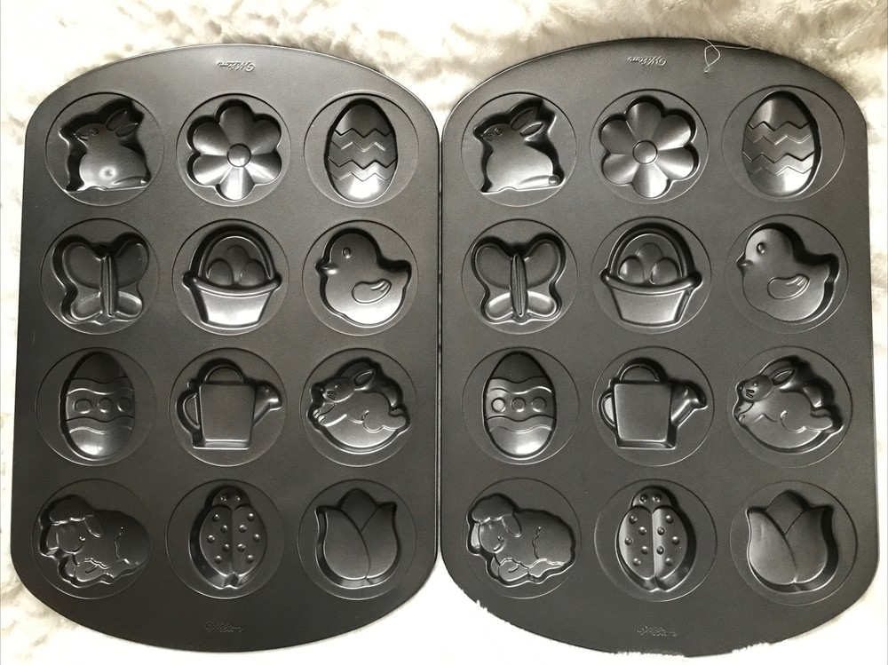 Lot of 2 Wilton Spring Cookie Pans, Excellent