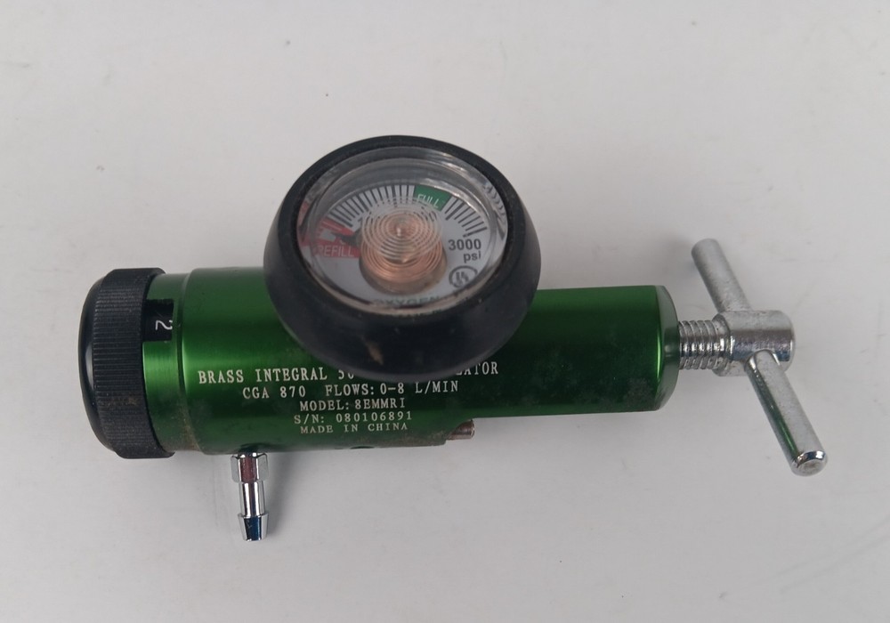 Probasics Oxygen Tank Regulator 0-8LPM CGA870
