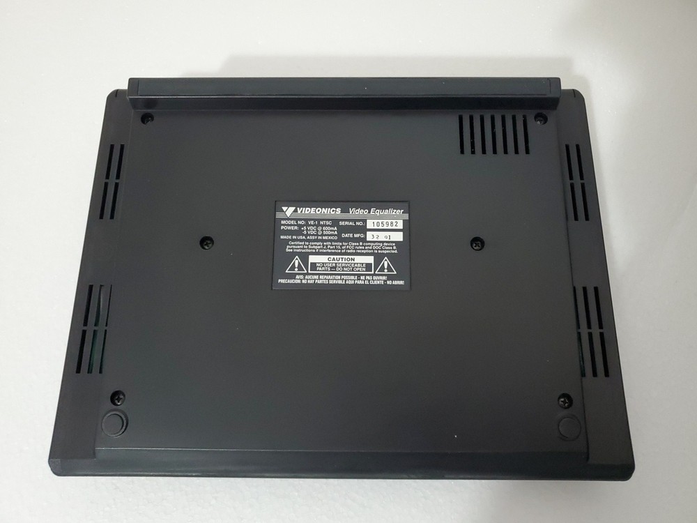 Videonics Video Equalizer Model VE-1 Processor Colorizer & Audio Mixer S-Video