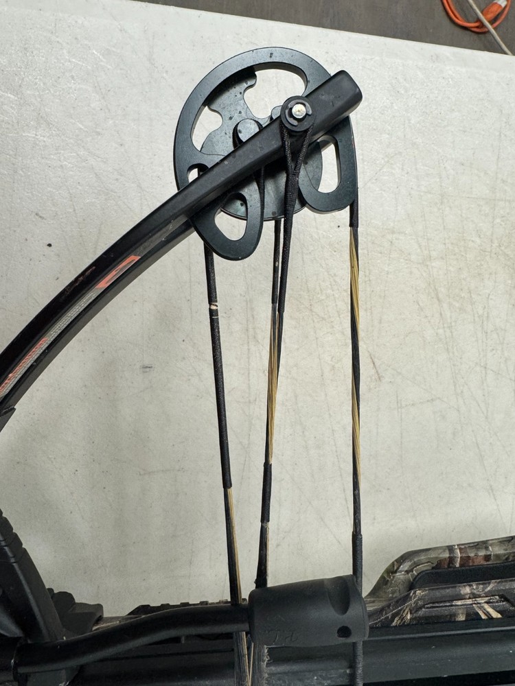 Center Point Mercenary 370 Crossbow