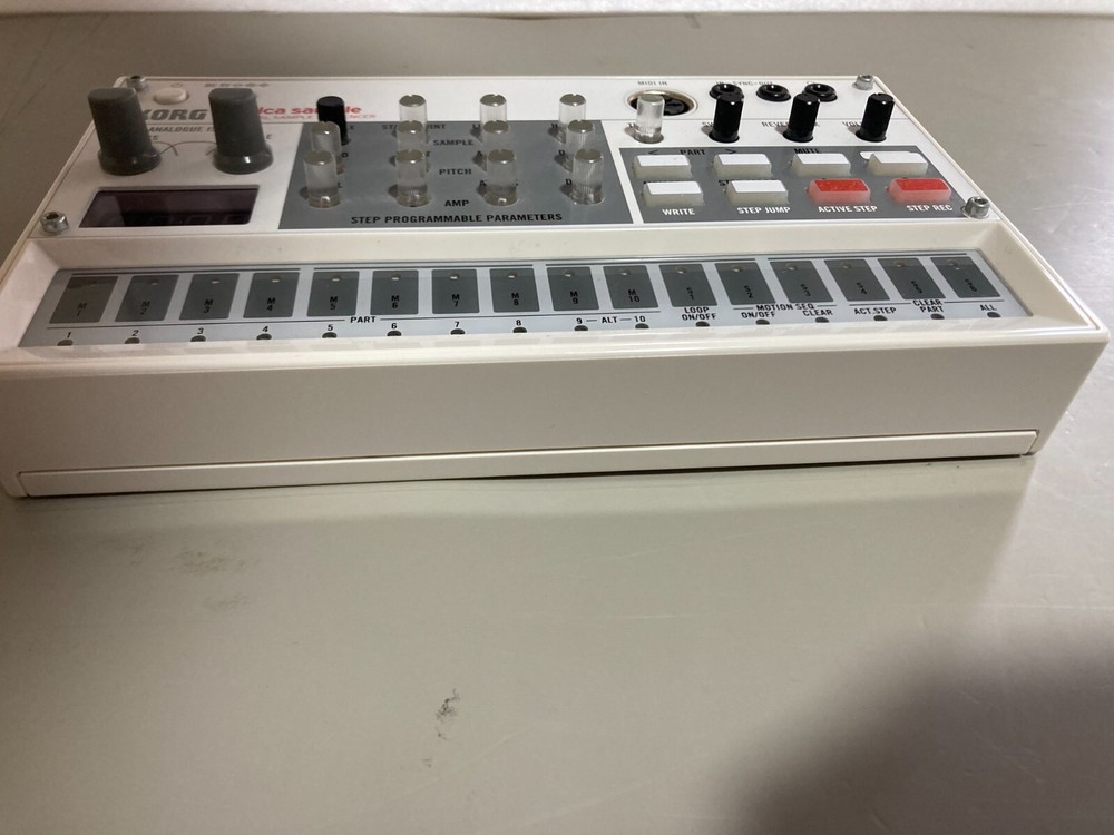 Korg Volca Sample Digital Sample Sequencer Tested Working