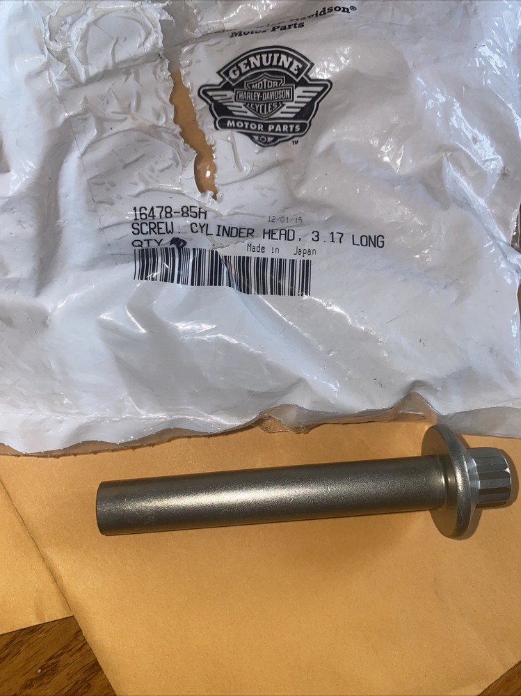 Harley Davidson Cylinder Head Bolt 16478-85A