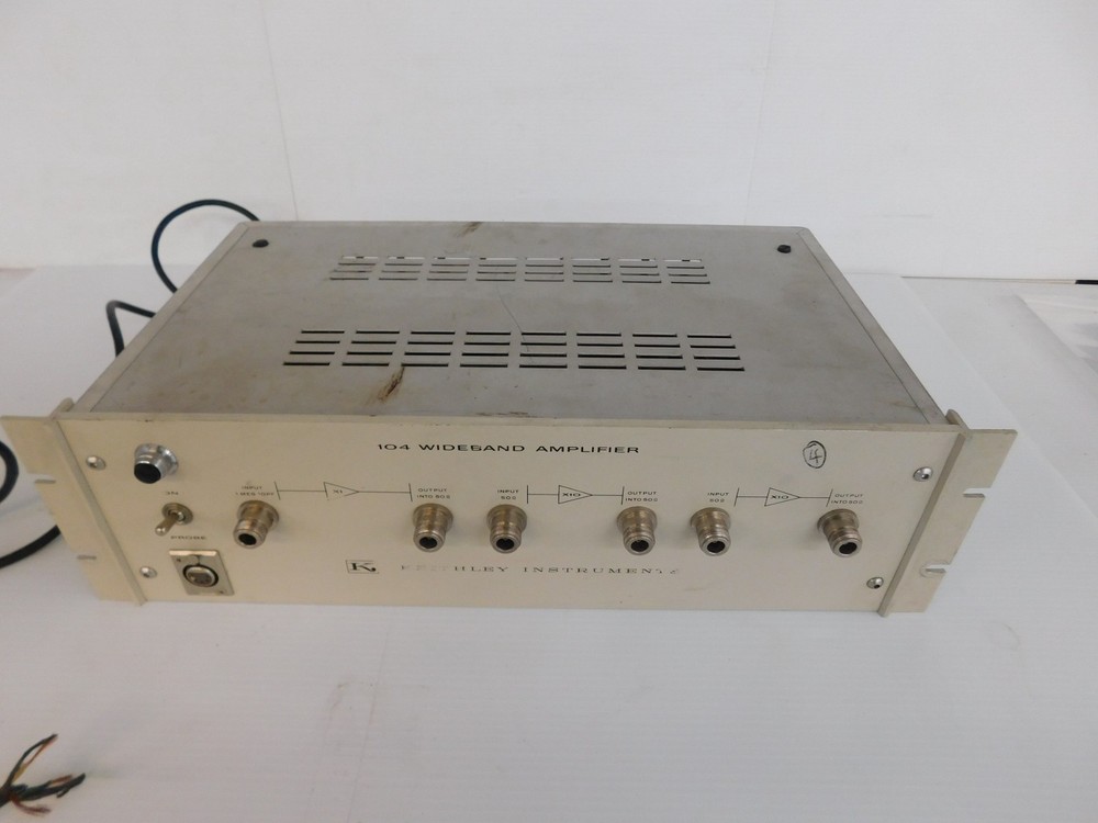 KEITHLEY INSTRUMENTS 104 WIDEBAND AMPLIFIER (MPT30)