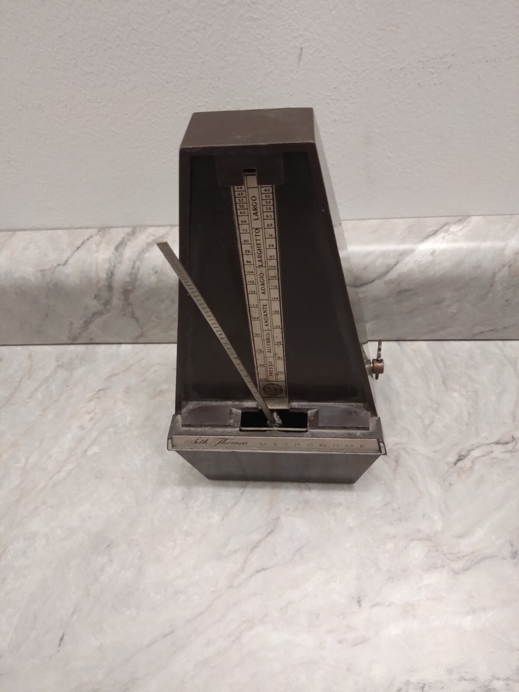 Seth Thomas wind up Metronome fairly old