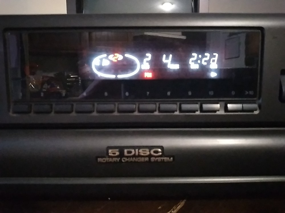 Technics #SL-PD688 5 Disc CD Player