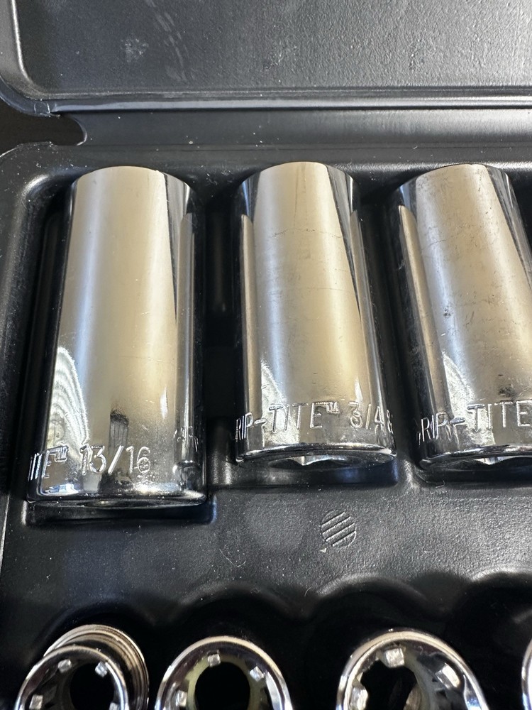Popular Mechanics Grip Rite Super Socket Set SAE 17 Piece Sears Nice Set