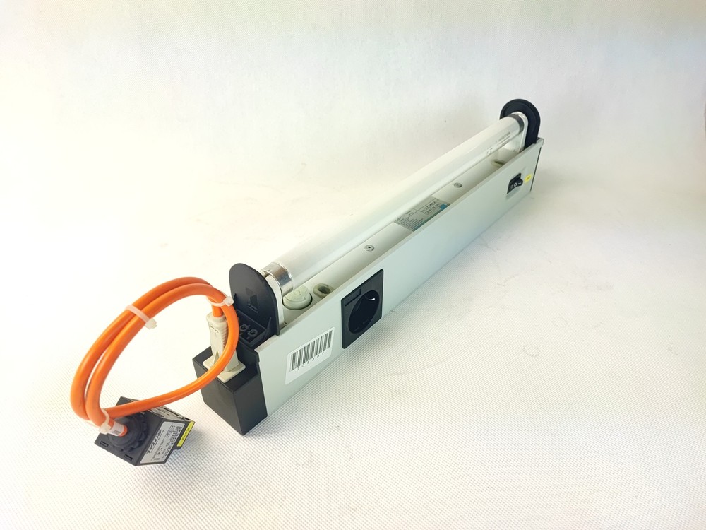 Control cabinet lighting