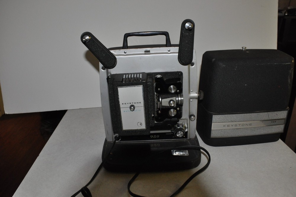 Vintage Keystone 980 Automatic 8mm Model Projector Untested