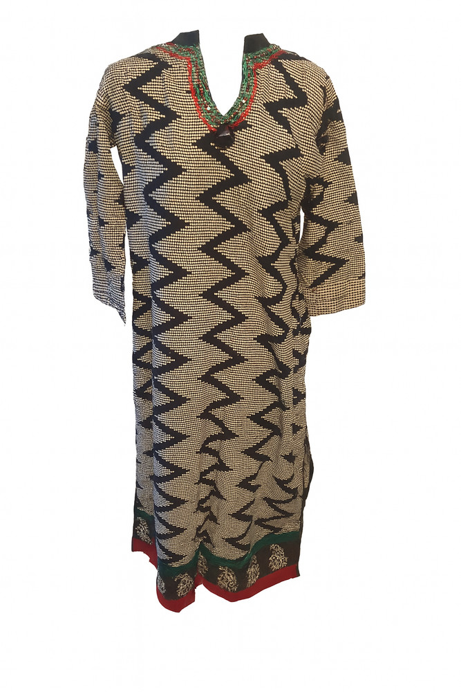 AARI DRESS SALWAR KAMEEZ XL size 4-6