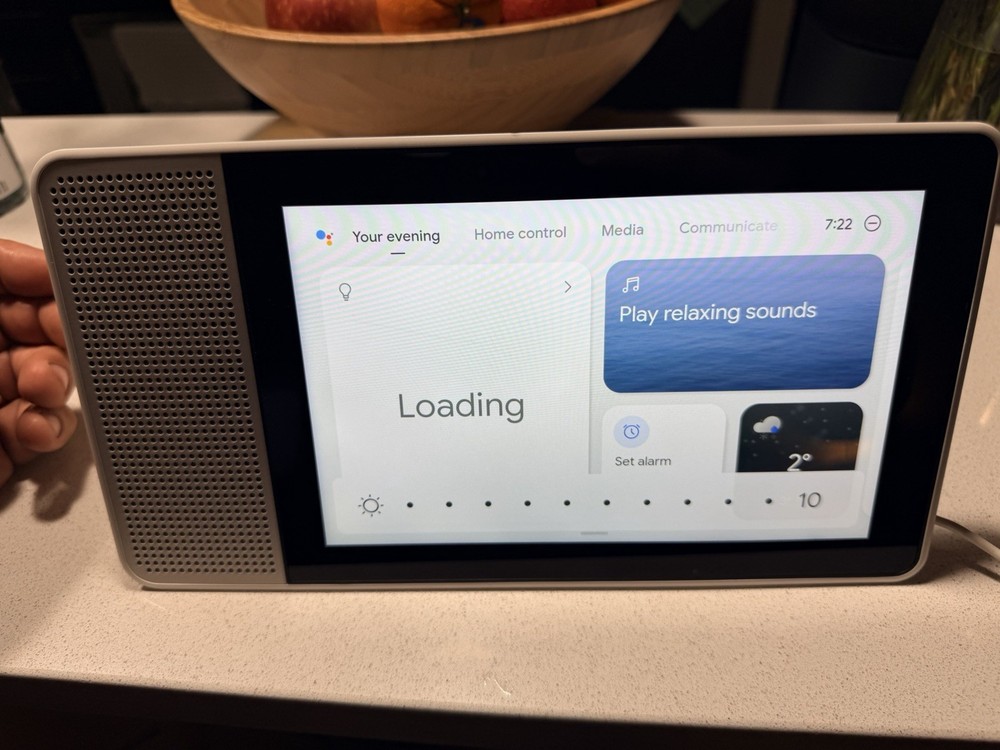 Lenovo 8" Smart Display (Model SD‑8501F) – Google Assistant For Local