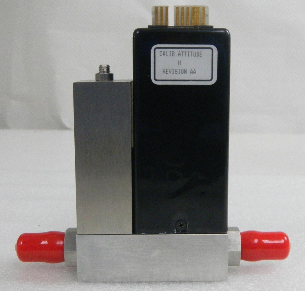 Unit UFC-1200A, Mass Flow Controller, Gas- CCL4, Range- 200 SCCM, 1/4" M I/O