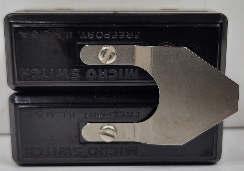 Microswitch 6AS5 Switch