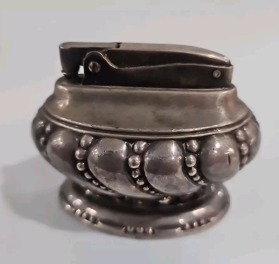 Ronson "Crown" Vintage Table Lighter, Silver Color