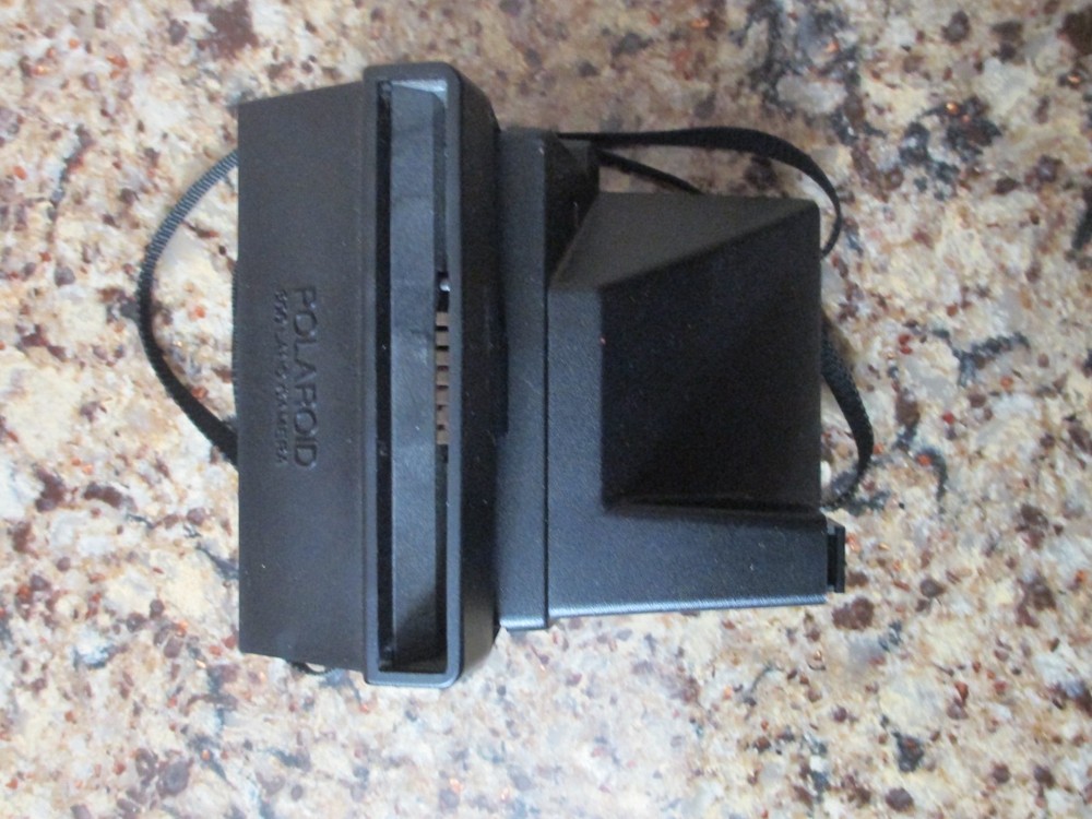 Vtg. Polaroid One Step 600 Rainbow Stripe Instant Camera - Missing Eyepiece
