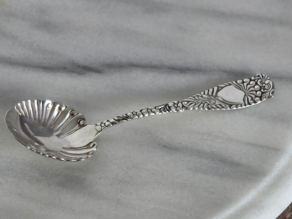 ANTIQUE E.P. ROBERTS & SONS FLORAL REPOUSSE SPOON STERLING SILVER