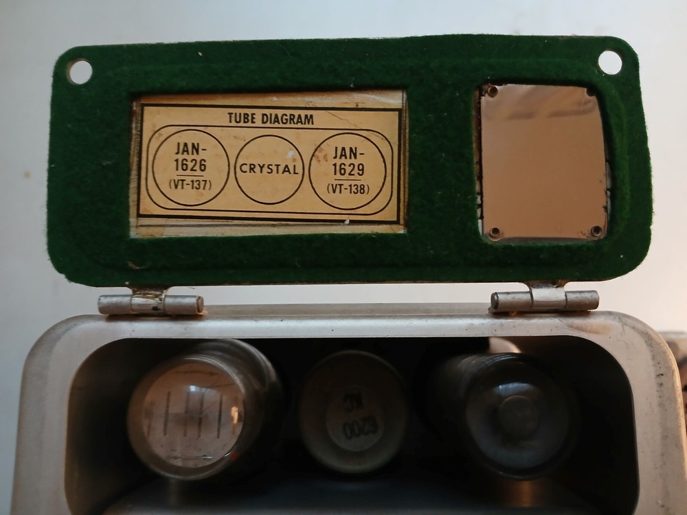 WW-II Command Radio Set - 3 Receivers and 2 Transmitters