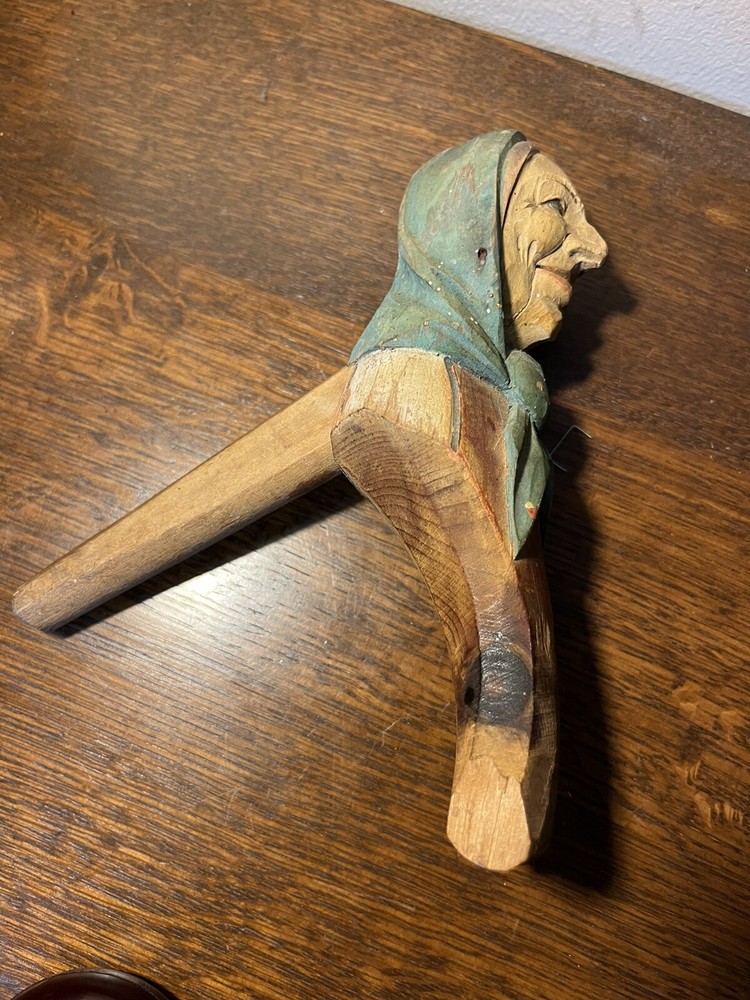 Exquisite Vintage Antique Folk Art Nut Cracker