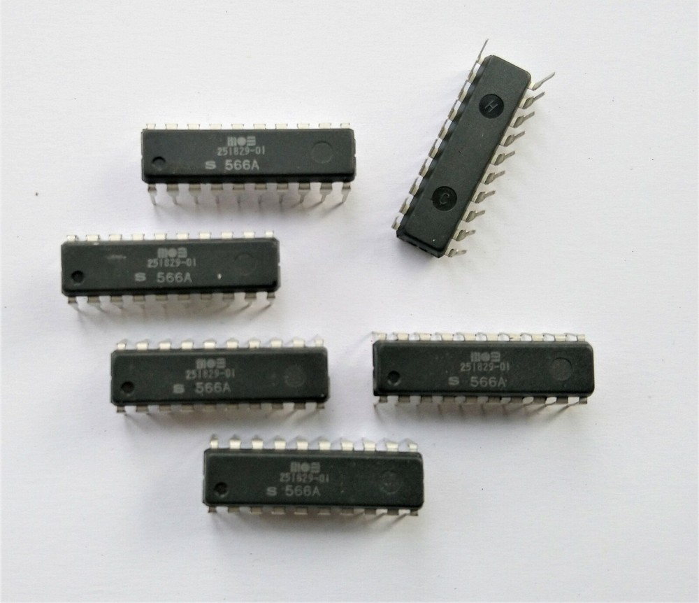 MOS 251829-01 - GATE ARRAY Commodore 1541C 1551 1571  "NOS"