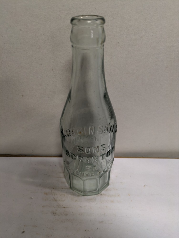 7oz E. Robinson's Sons Cap Top Bottle, Scranton PA