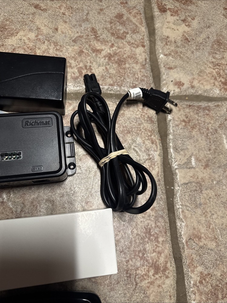 Richmat Adjustable Bed Control Box HJC25 Replacement with Wireless Remote, Head