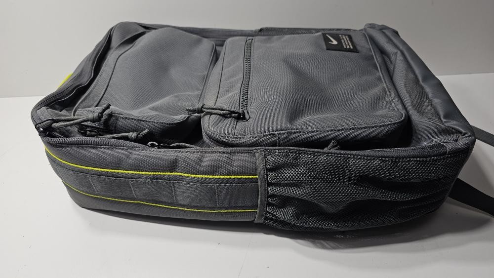 NIKE GREY BACKPACK (P13017461)
