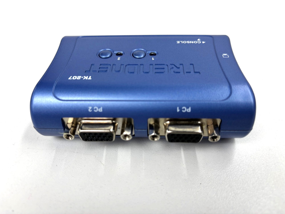 TRENDnet TK207 2-port USB Blue KVM Switch Cable Kit + Cables