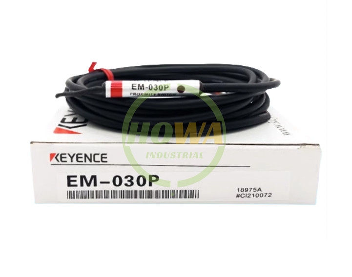 NEW KEYENCE EM-030P Proximity Switch Sensor