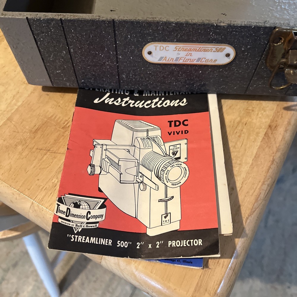 TDC SELECTRON SEMIMATIC HEADLINER 303 WITH CASE PROJECTOR with Instructions