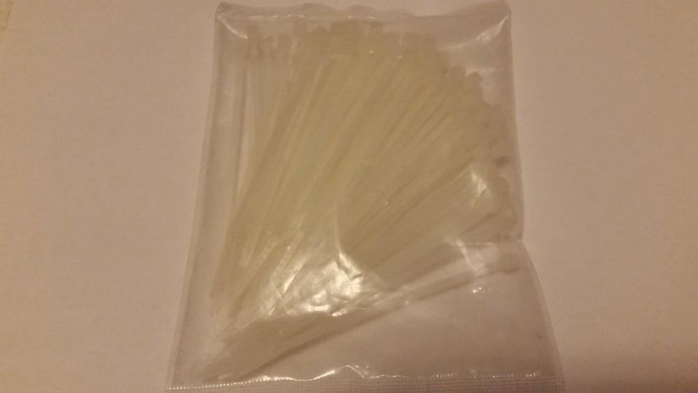 STEREN 100PC PACK OF 4" 18LB NYLON CLEAR CABLE TIES