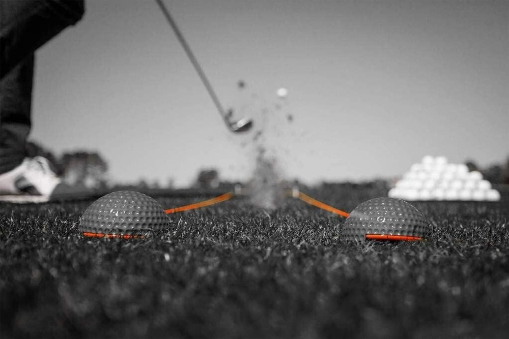 THE ALIGNMENT BALL - GOLF TRAINING AID FOR SETUP & ALIGNMENT - NEW