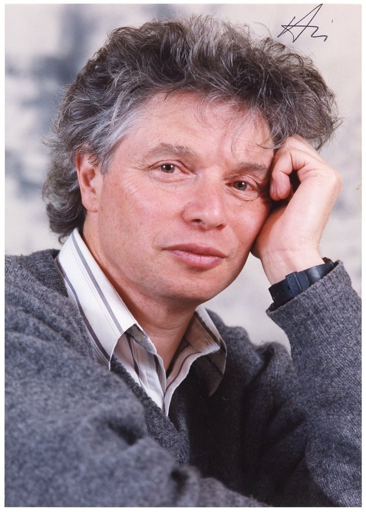 Avi- Signed Photograph