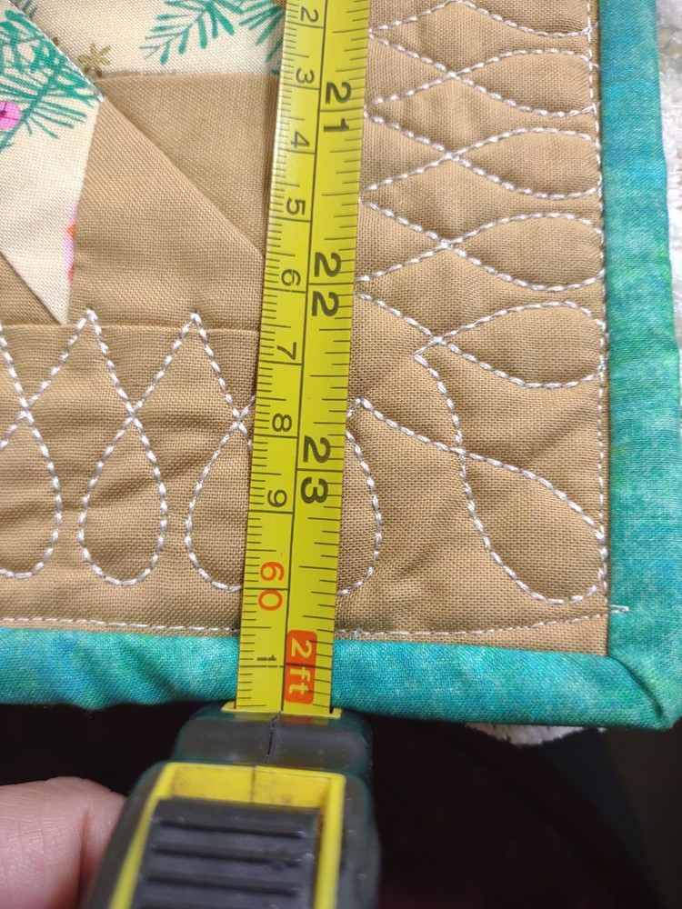 Handmade Machine Quilted Table Runner Reversible Hunter's Star Pattern 8x24"