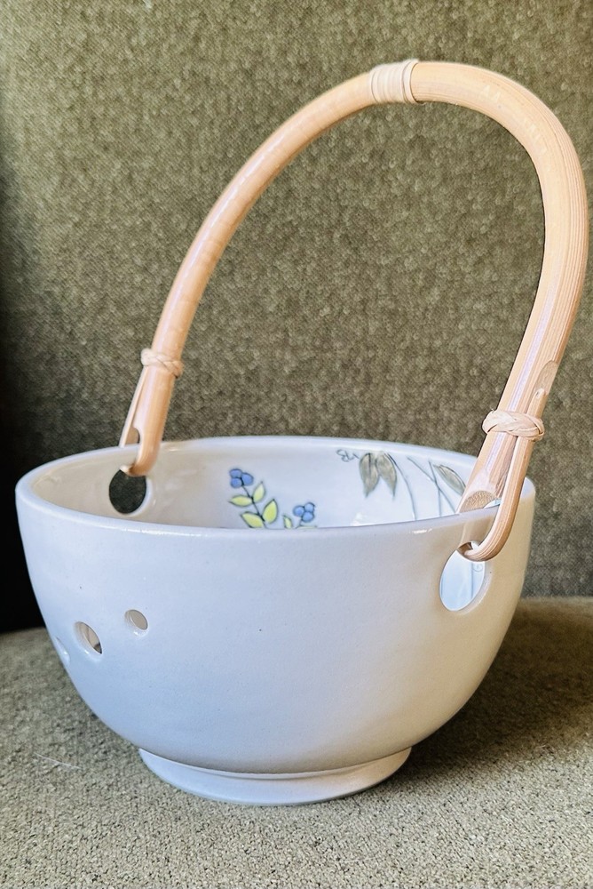 Studio Art Ceramic Yarn Bowl With Bamboo Handle - Hand-painted