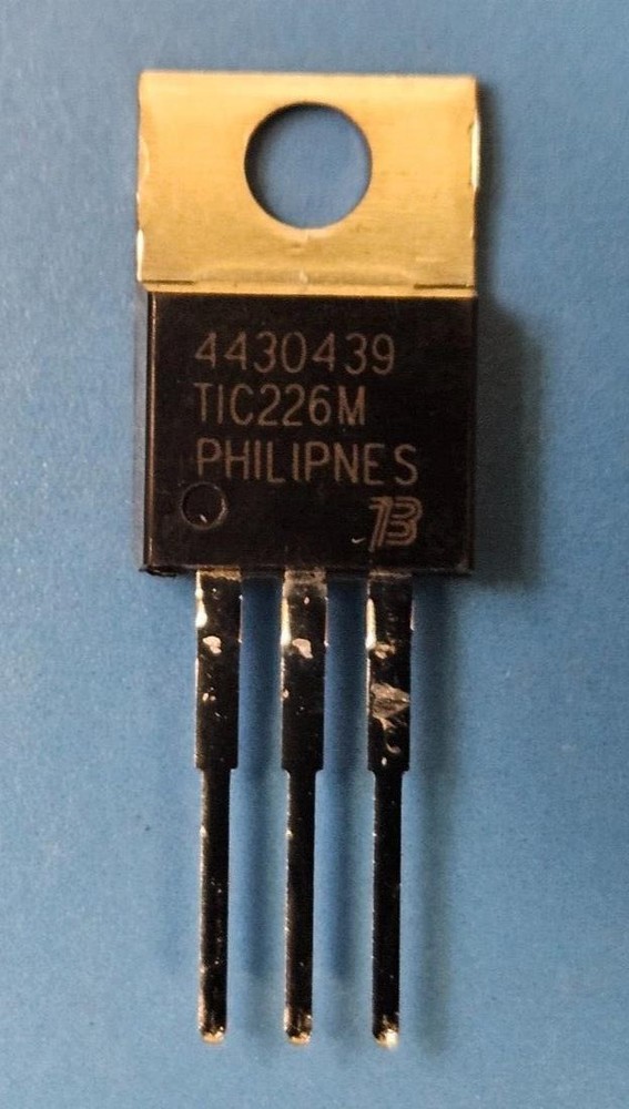(5pcs) TIC226M Bourns 4 Quadrant Logic Level TRIAC, 600V, 8A, TO-220AB