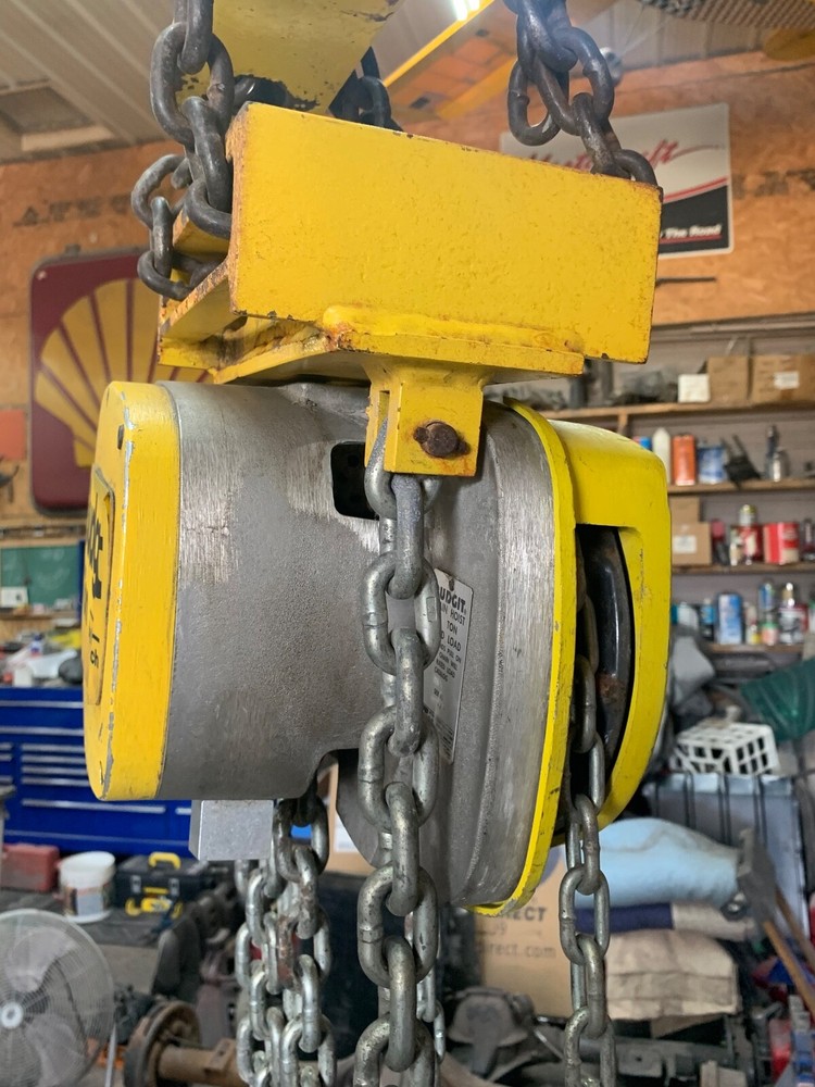 ** Budgit LiftTech 3 Ton Manual Chain Fall Hoist 8' Lift Chain ~ 9' From Hook
