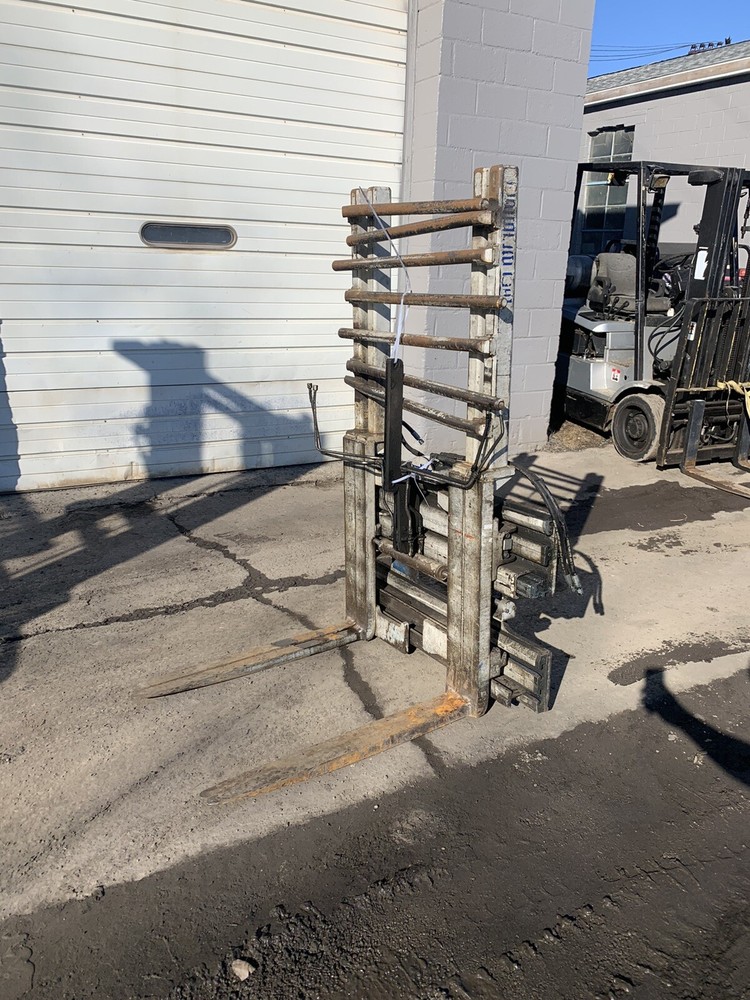 CASCADE CLASS 3 MULTI PALLET HANDLER WORKS AND OPERATES