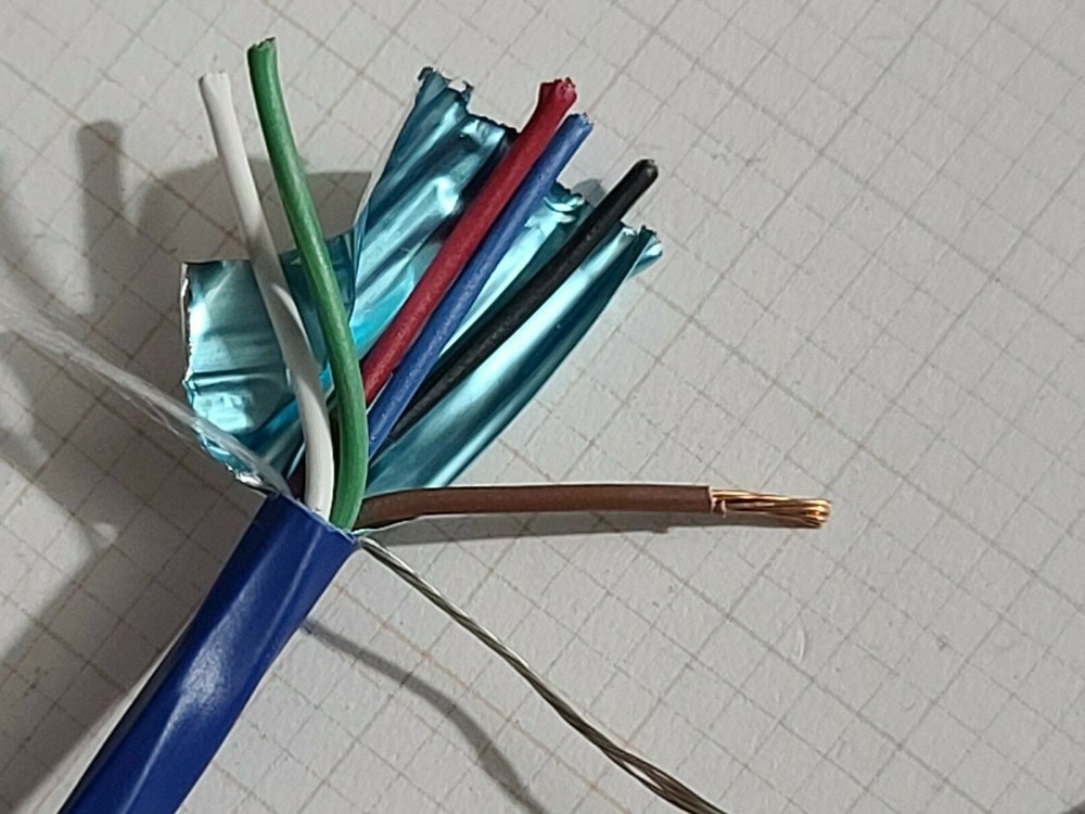 Carol E2206S 18/6C Shielded Control/Communications Cable Plenum Dark Blue /50ft