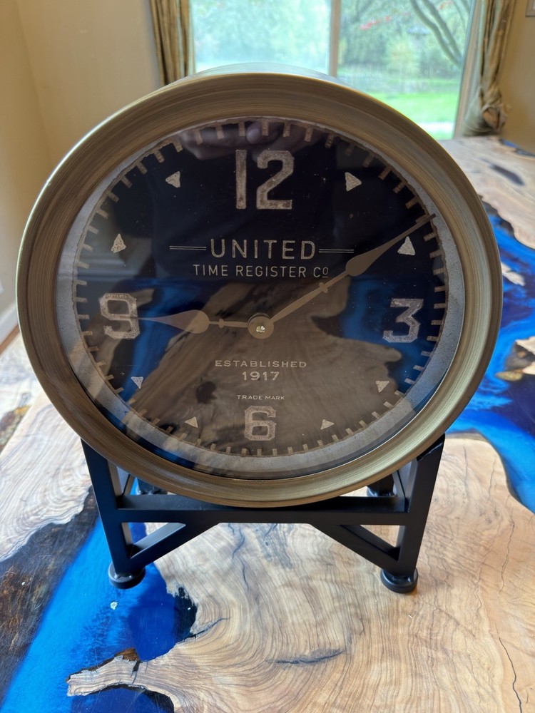 Stream Punk Vintage Style Clock
