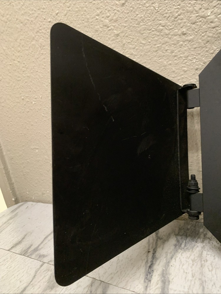 Mole Richardson Barn Doors, Light Shield, With Chain