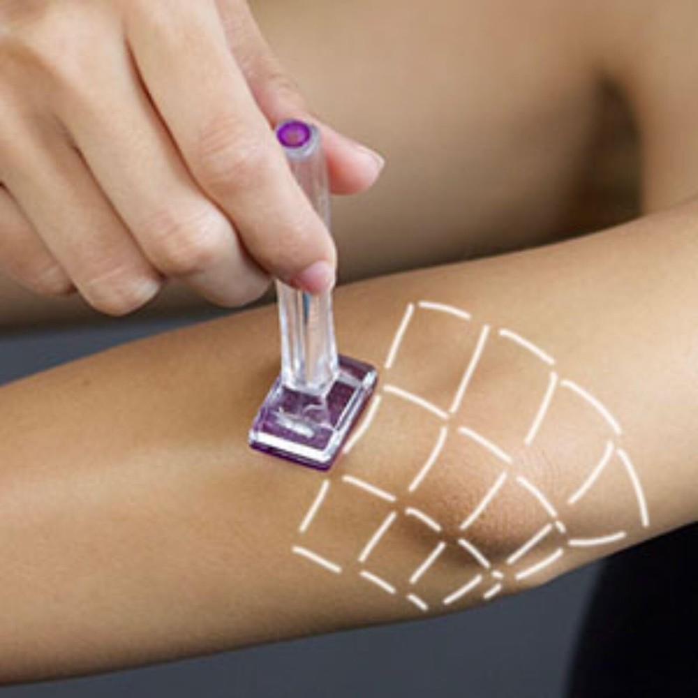 Nurse Jamie Beauty Stamp Micro-Exfoliating Tool