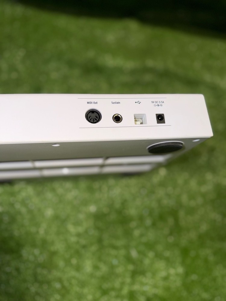 Arturia KeyLab Essential 49 USB MIDI Keyboard Controller - White